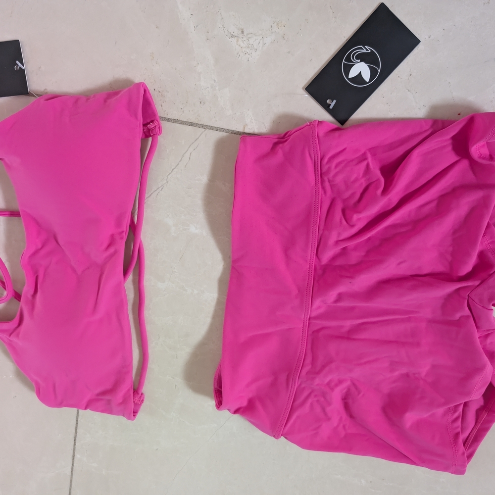 Workout Bra And Shorts Set, Oxygen yoga And Fitness SZ Large
